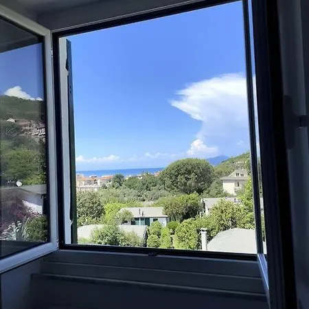 Apartment Il Nido Verde, Giardinetta E Mansardina