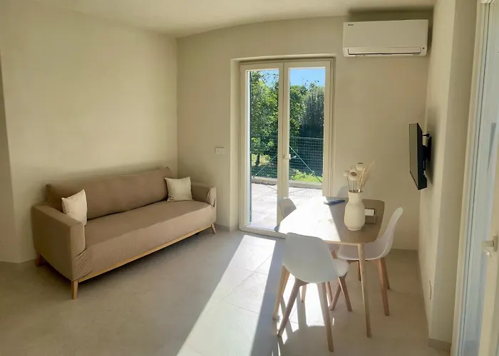 Appartement Il Nido Verde, Giardinetta E Mansardina